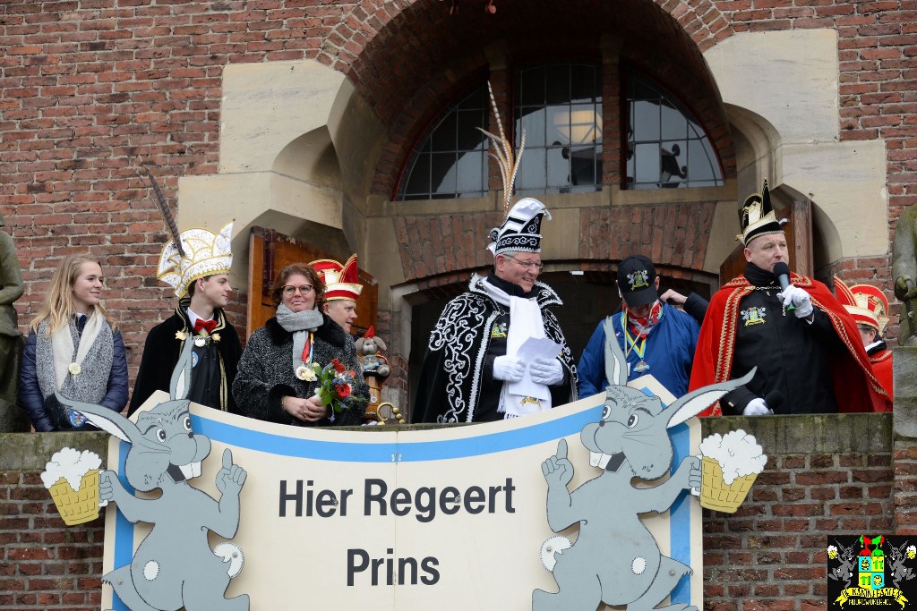 ../Images/Sleuteloverdracht gemeentehuis 2017 039.jpg